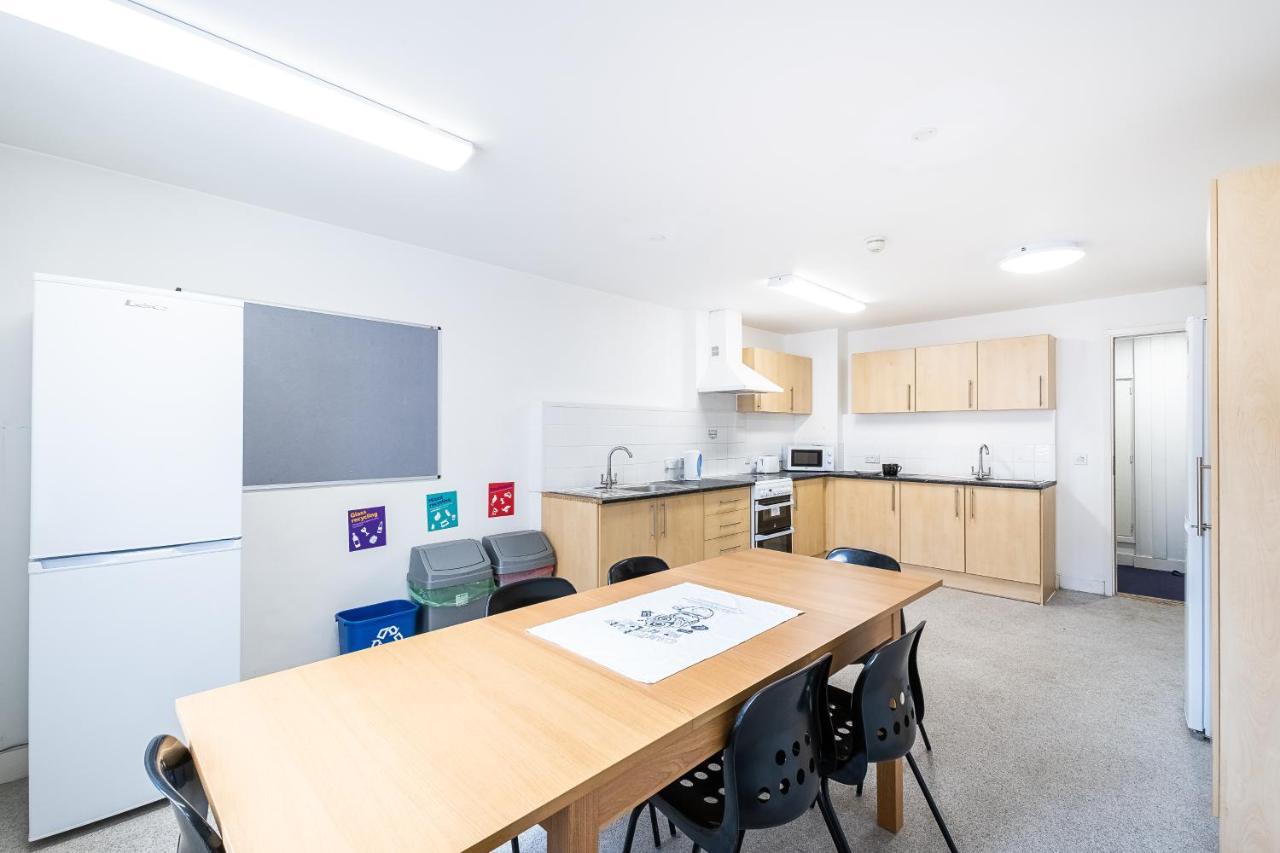 1 Night Free Comfortable Ensuite Rooms, Gillingham - Sk Hoo Exterior foto