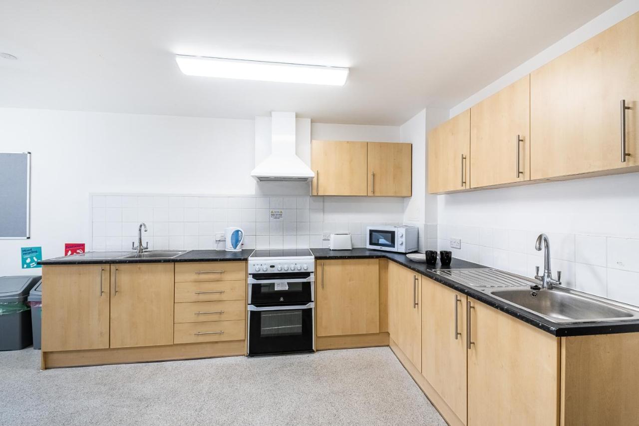 1 Night Free Comfortable Ensuite Rooms, Gillingham - Sk Hoo Exterior foto